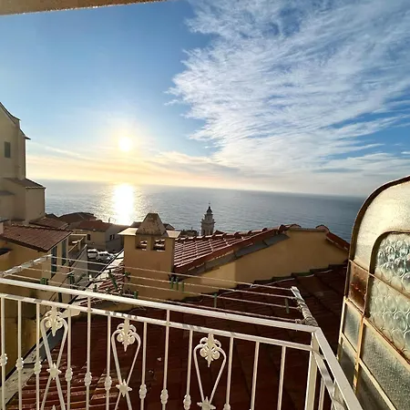 Napoleone Vintage House