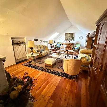 Napoleone Vintage House Vakantiehuis *