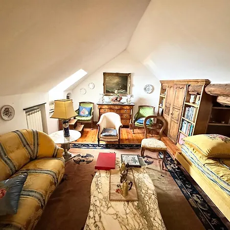 Napoleone Vintage House