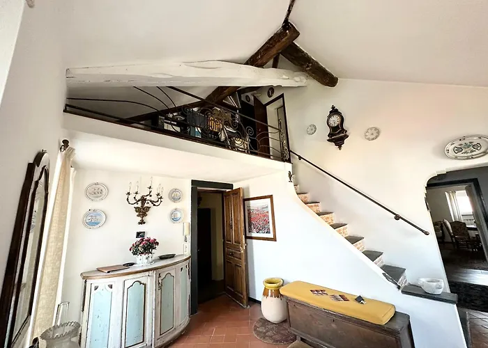 Napoleone Vintage House אימפריה