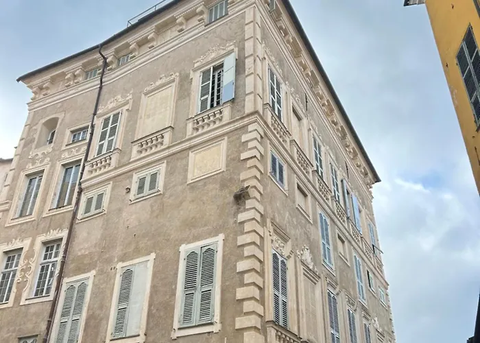 Napoleone Vintage House אימפריה
